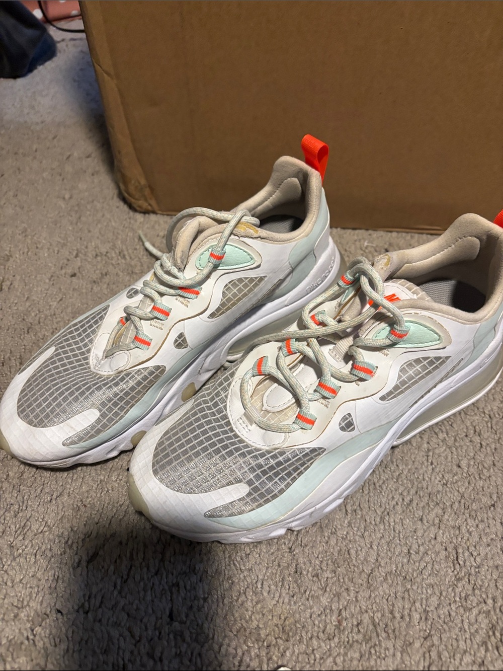 Nike Kids White Mint Sneakers with Orange Pull Tabs